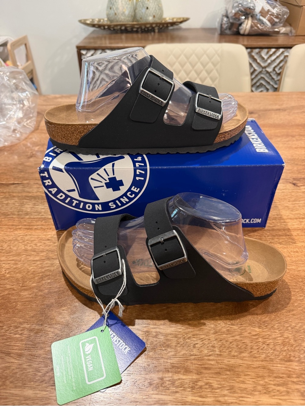 Birkenstock Arizona BS Two-Strap Sandals in Black- Size 10W/8M BNIB- regular fit